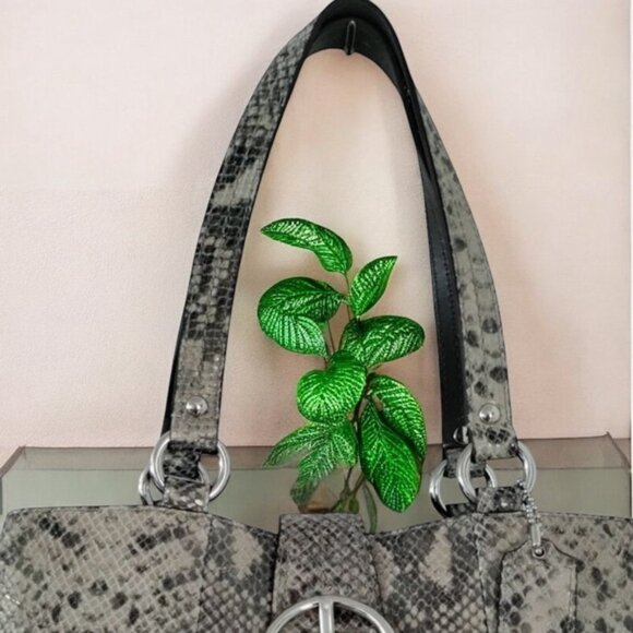 Coach (2012) Snake Embossed Leather Shoulder Bag w/Hang Tag (EUC) - Picture 3 of 9